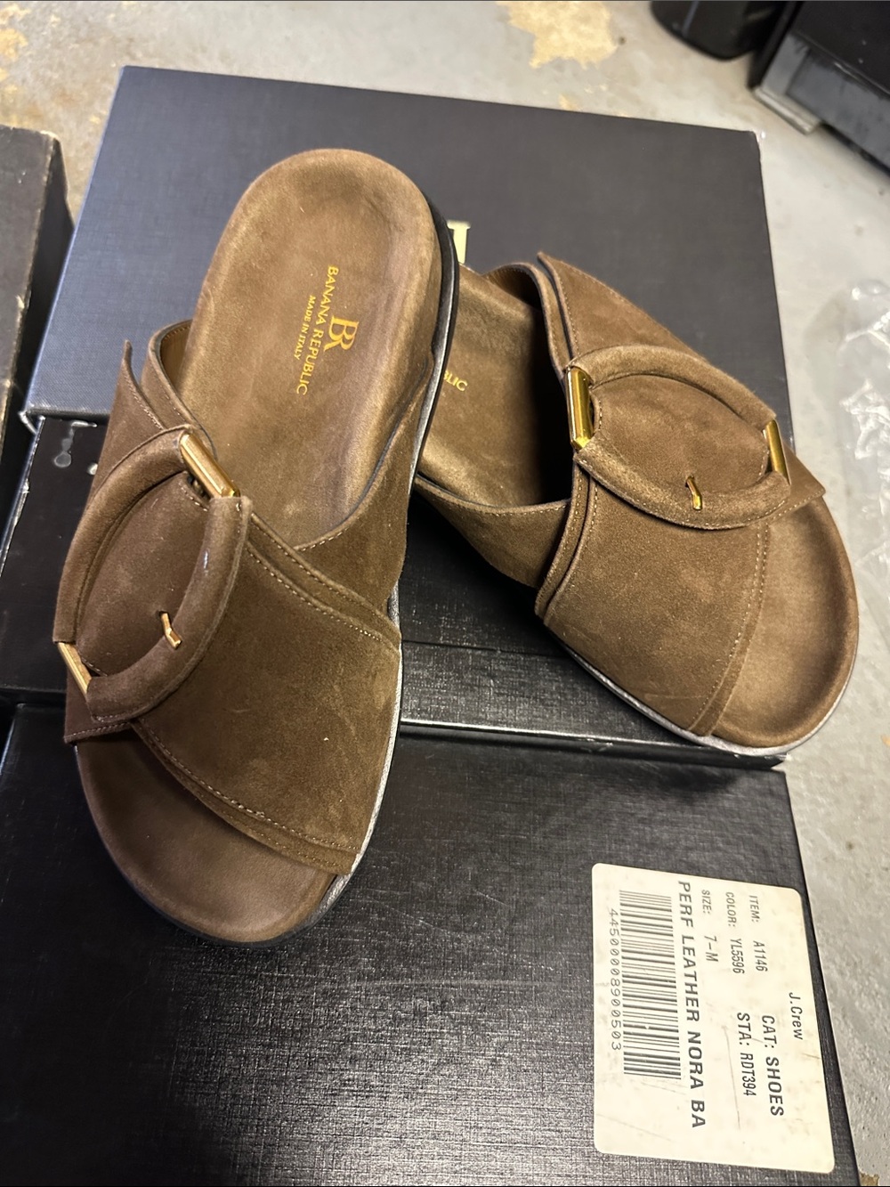 Banana Republic comfort footbed sandal brown suede size 6